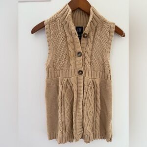 GAP Tan Cable Knit Sweater Vest Big Girls Size XXL  14/16